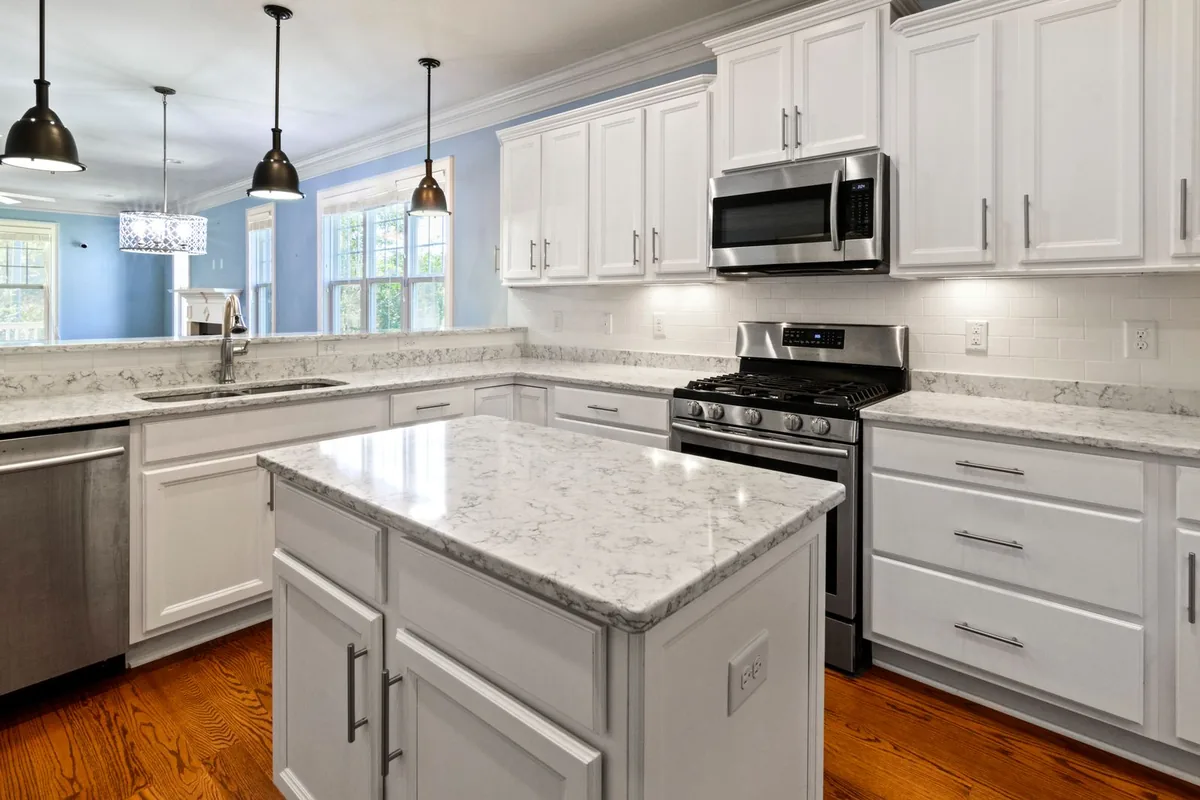 Filth & Squalor Cleanup in West Islip, NY